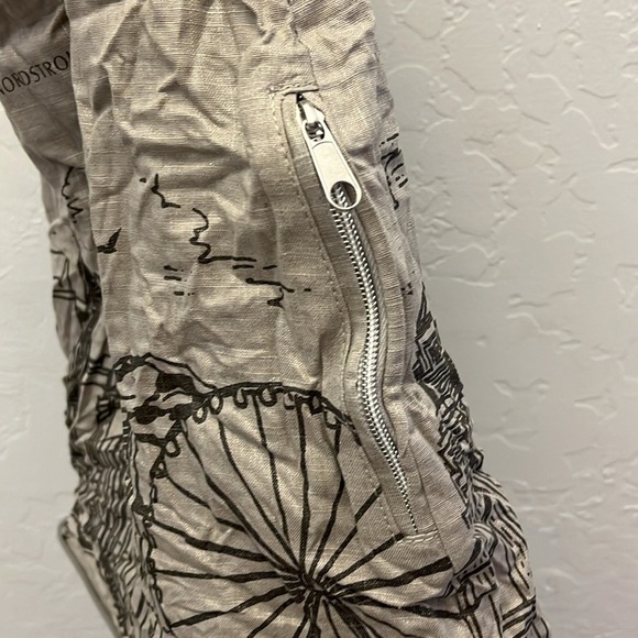 Nordstrom Tote Bag NWT Cityscape Silver Travel Fold Zip Up Packable Reusable - Picture 9 of 16